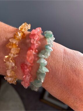 Three-Piece Stretch Stone Chip Bracelet Set - Pink, Yellow, Green